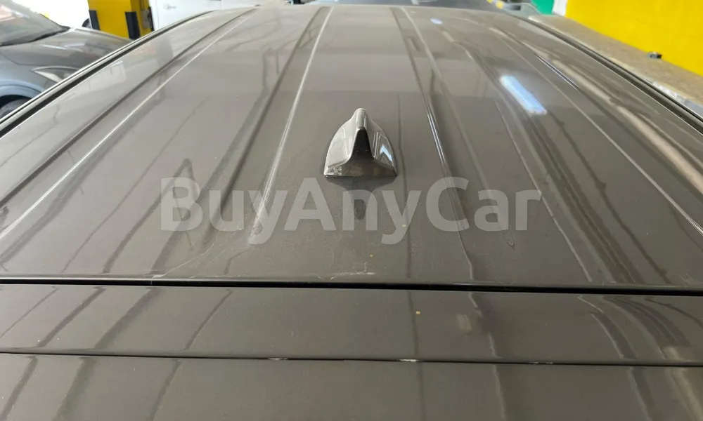 Vehicle photo 5