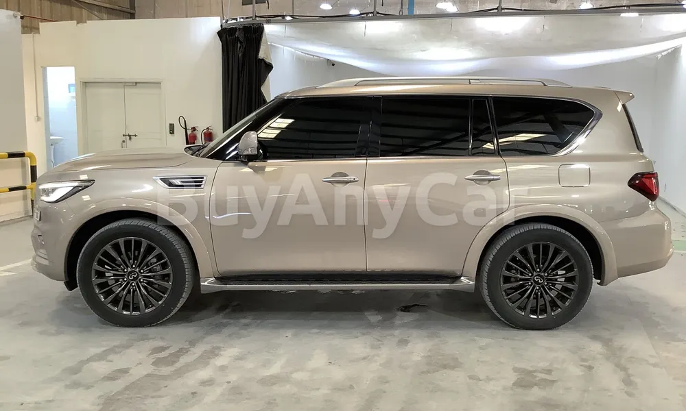 Vehicle photo 4