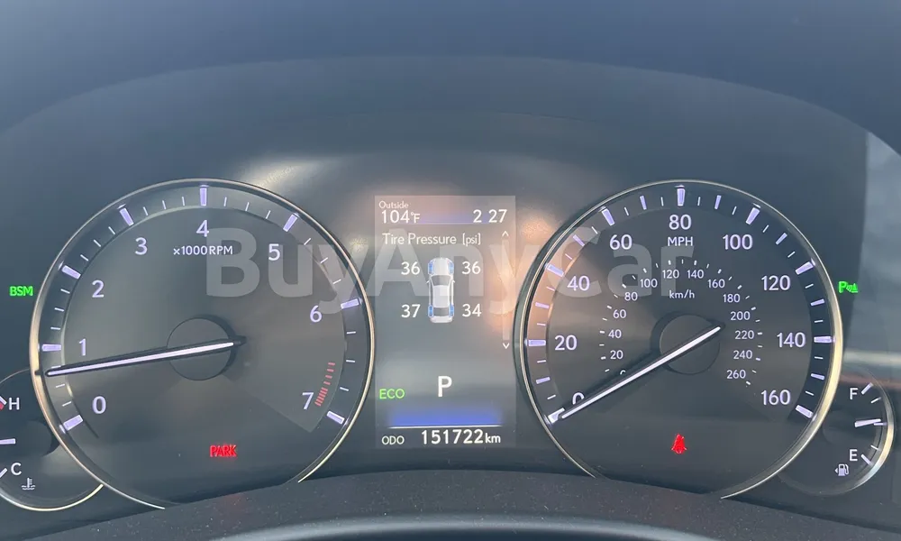 Vehicle photo 6