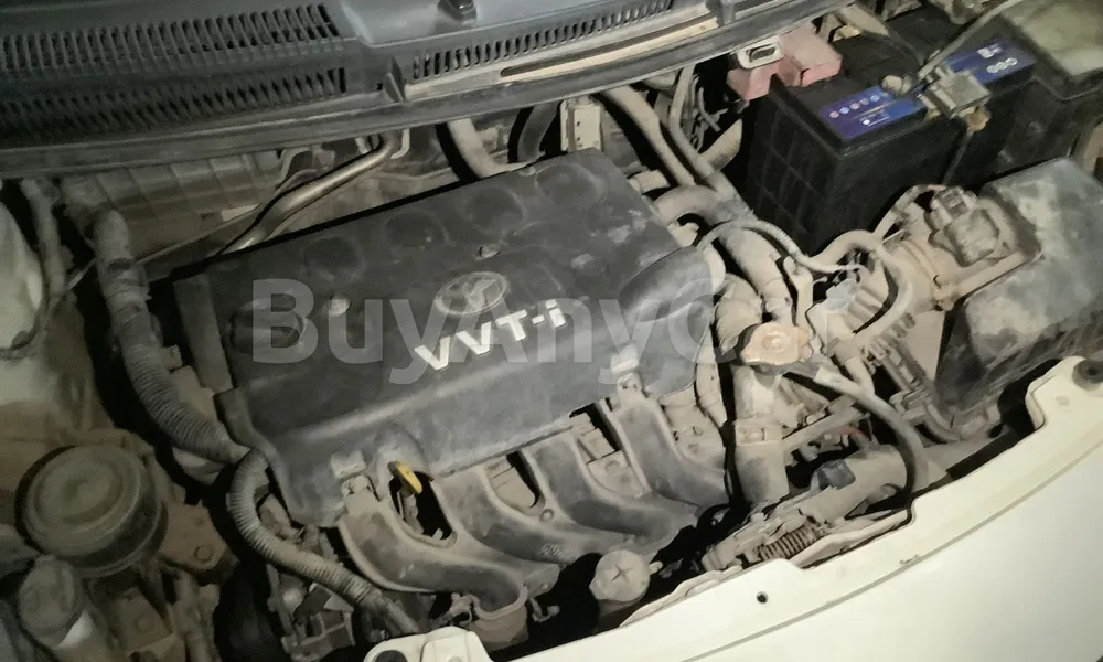 Vehicle photo 6