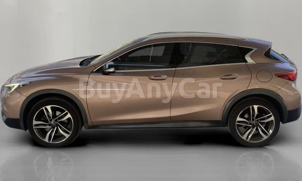 Vehicle photo 4