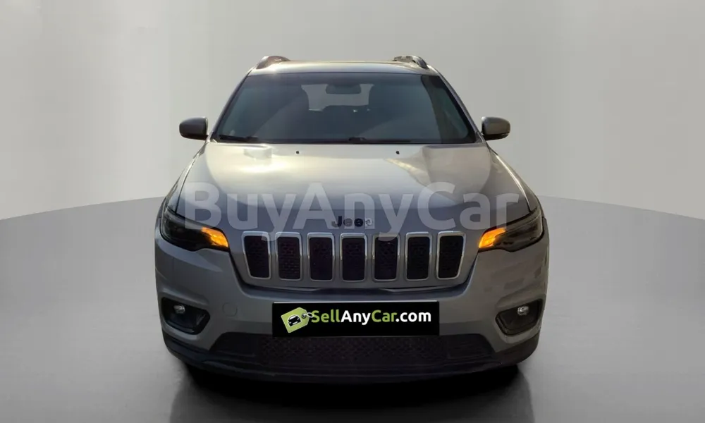 Vehicle photo 1