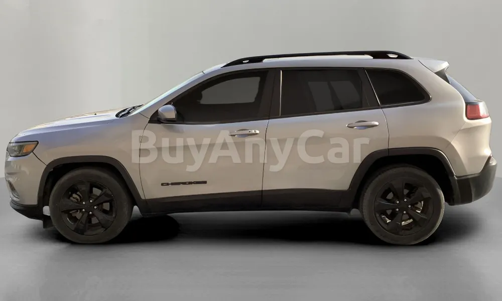 Vehicle photo 4