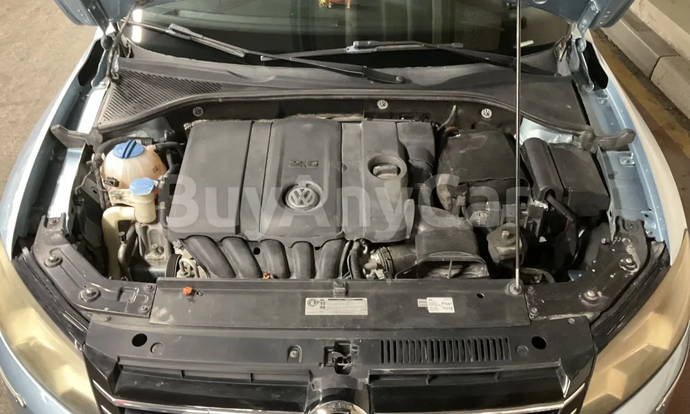 Vehicle photo 6