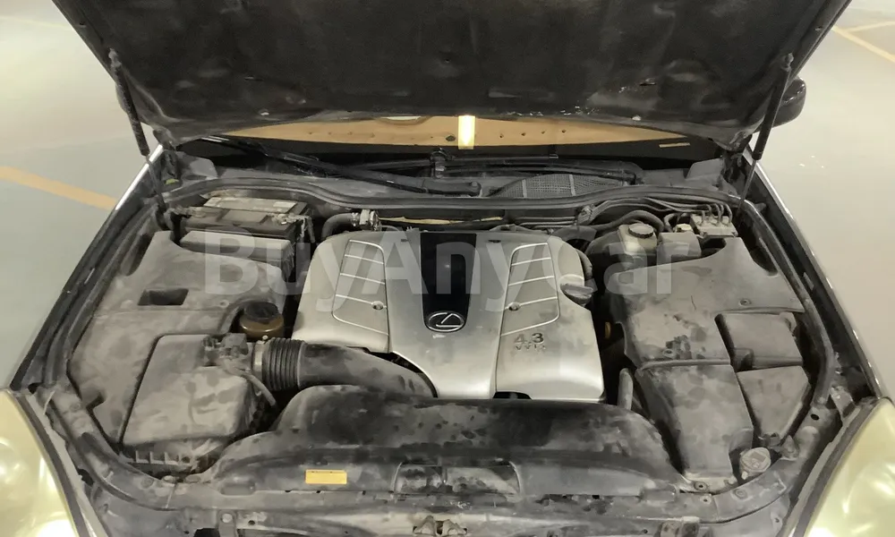 Vehicle photo 6
