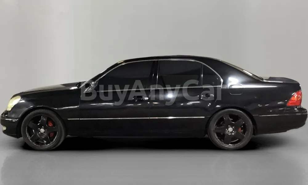 Vehicle photo 4