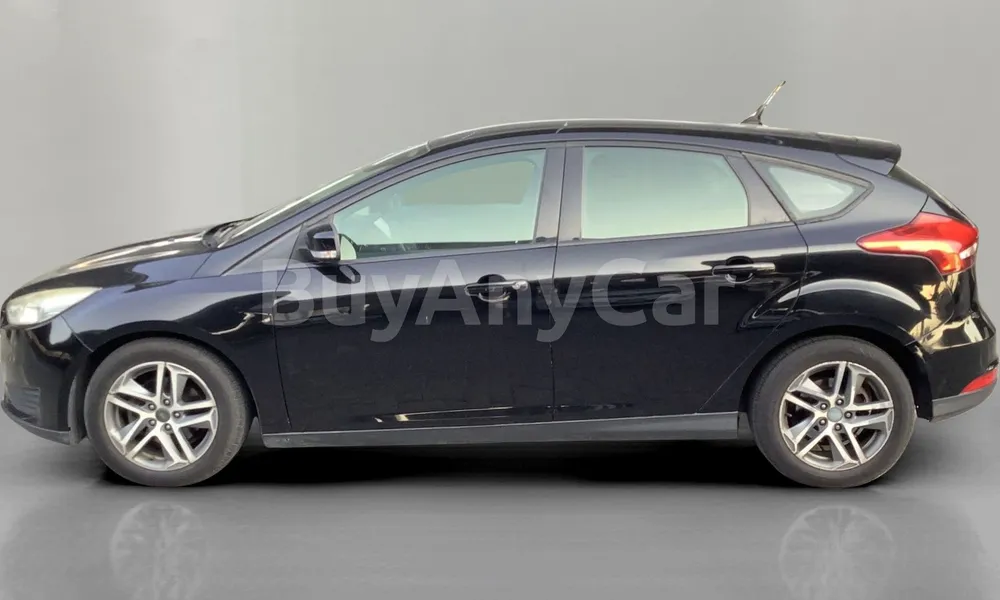 Vehicle photo 4