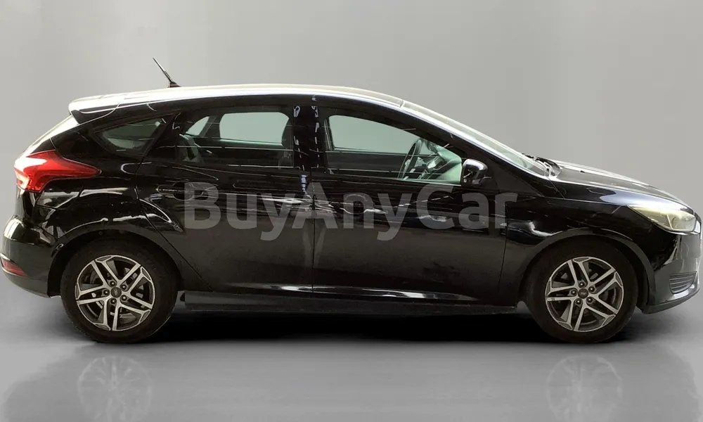 Vehicle photo 3