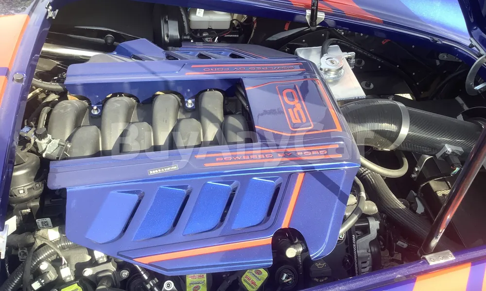 Vehicle photo 5