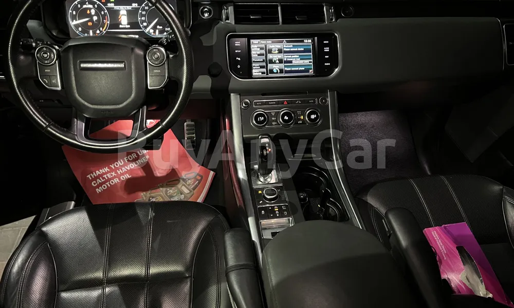 Vehicle photo 8