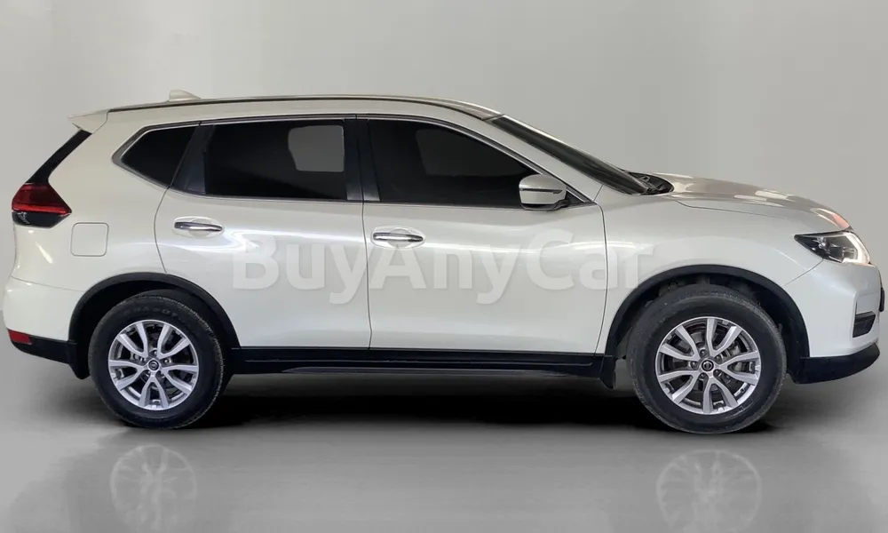 Vehicle photo 3
