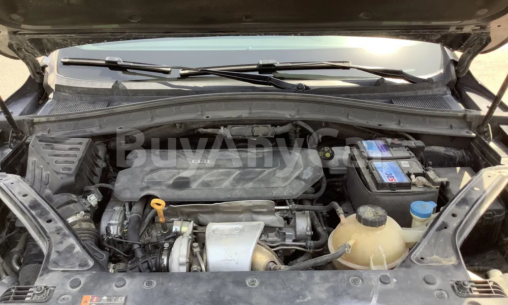Vehicle photo 6