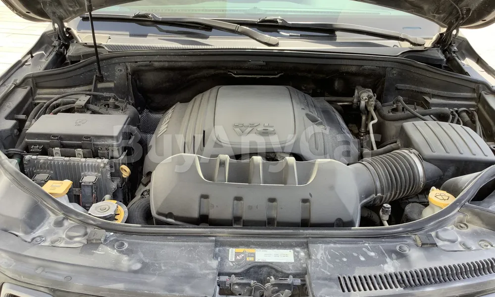 Vehicle photo 6