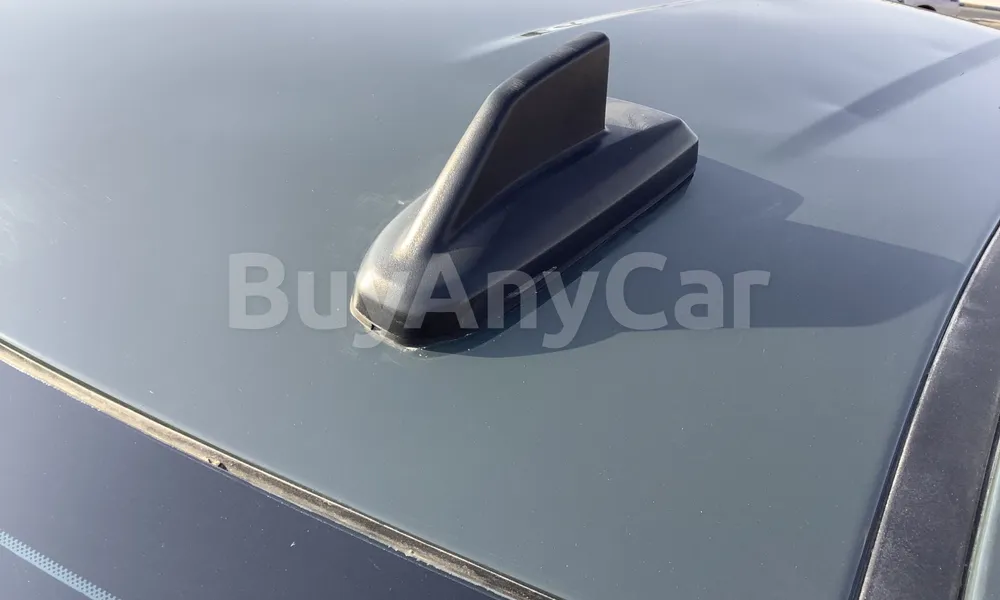 Vehicle photo 5