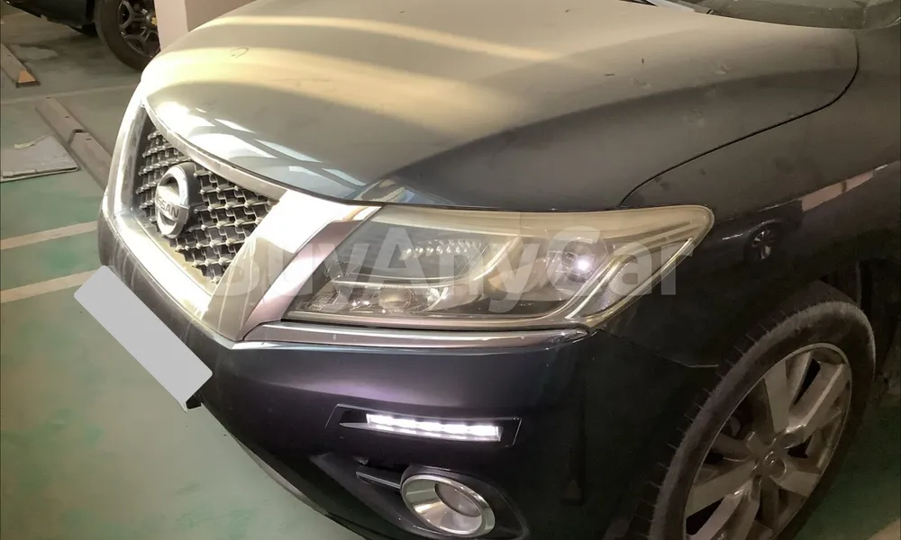 Vehicle photo 1
