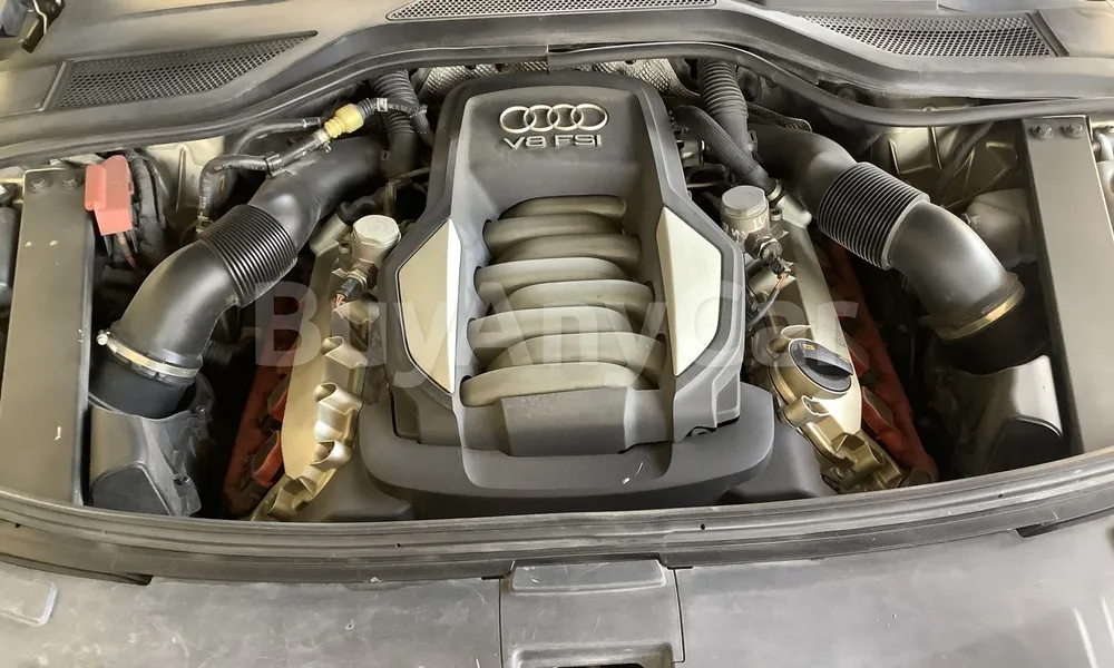 Vehicle photo 6