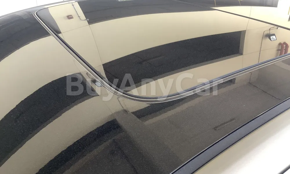 Vehicle photo 5
