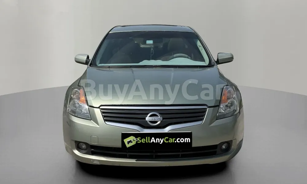 Vehicle photo 1