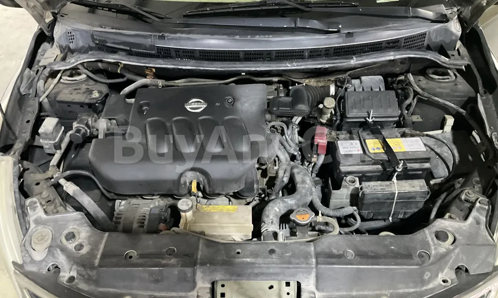Vehicle photo 6