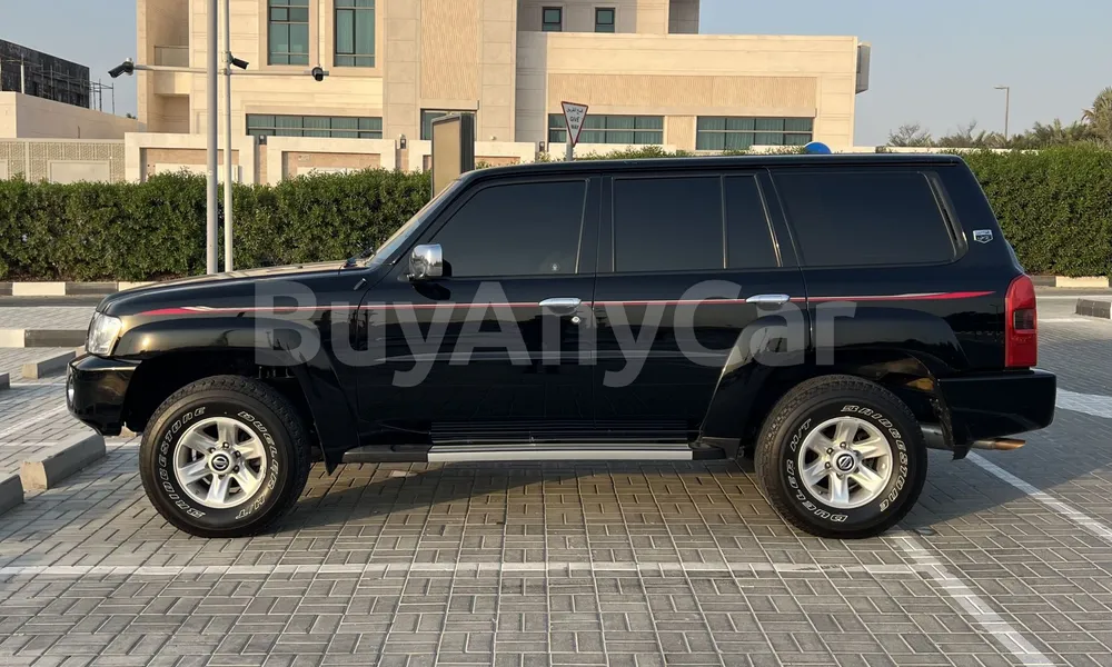 Vehicle photo 5