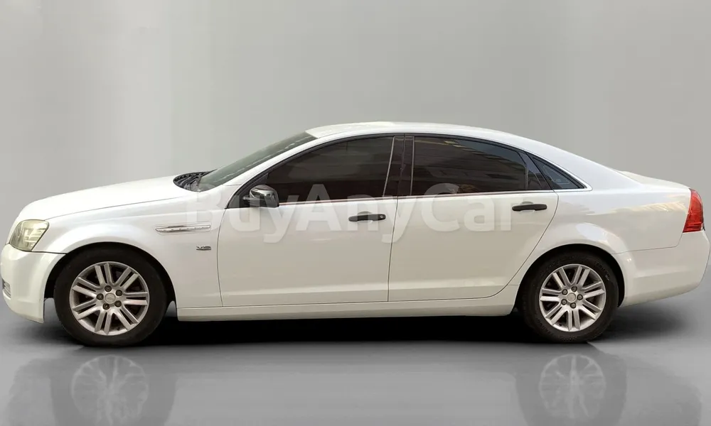 Vehicle photo 3