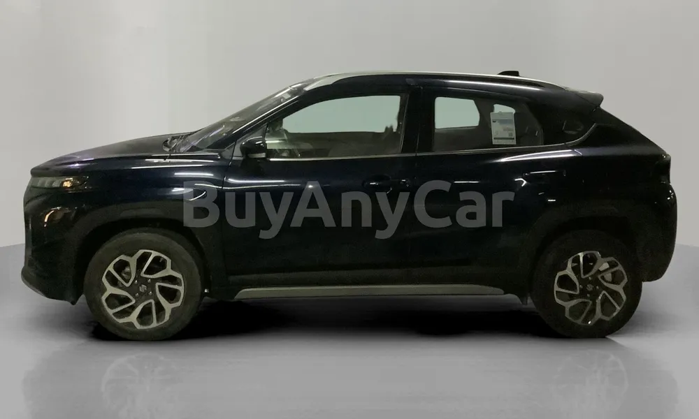 Vehicle photo 4