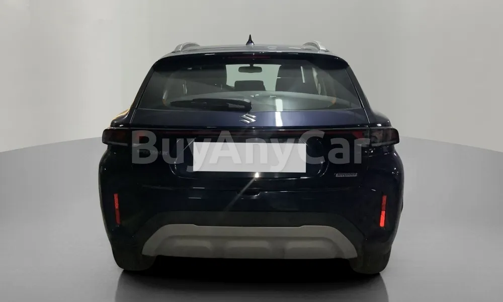 Vehicle photo 2