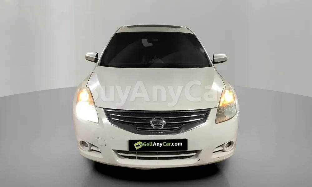 Vehicle photo 1