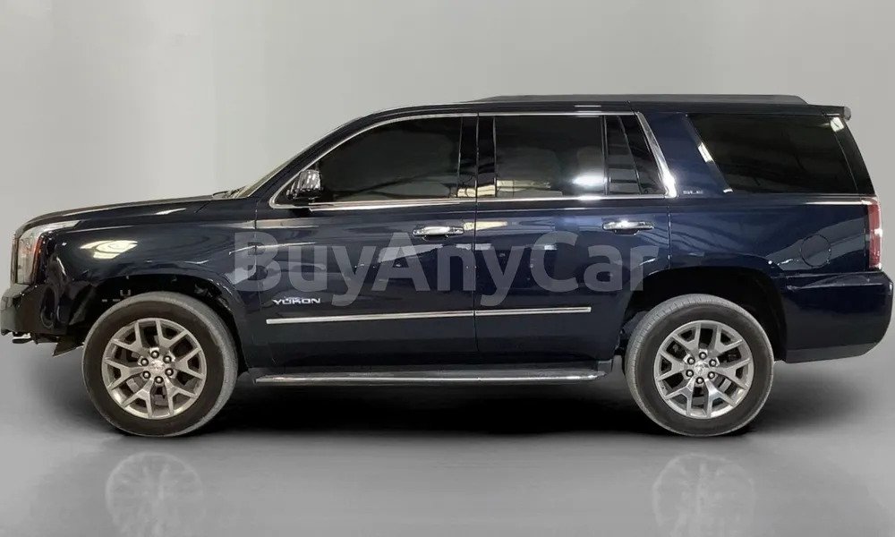 Vehicle photo 4
