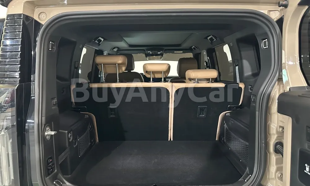 Vehicle photo 15