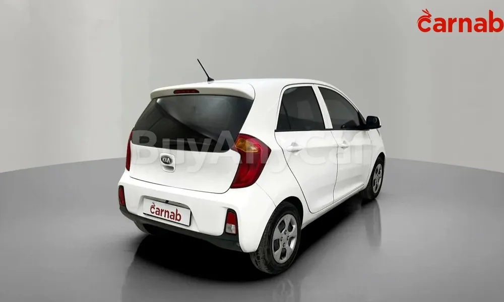 Vehicle photo 9