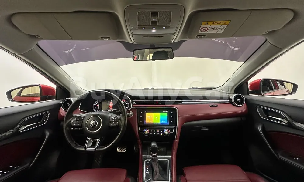 Vehicle photo 8