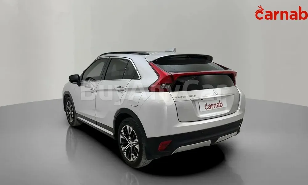 Vehicle photo 7
