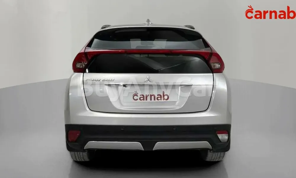 Vehicle photo 2