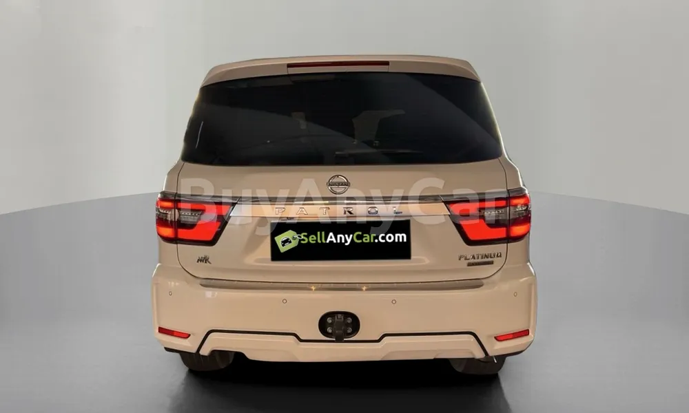 Vehicle photo 2