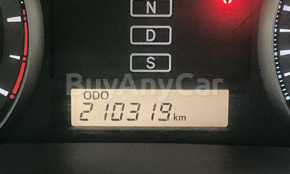Vehicle photo 6