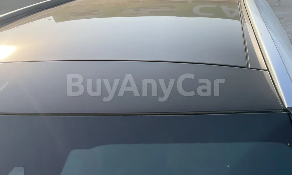 Vehicle photo 5