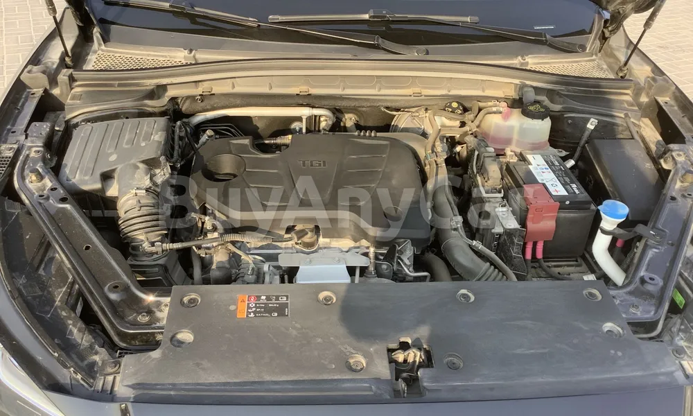 Vehicle photo 5