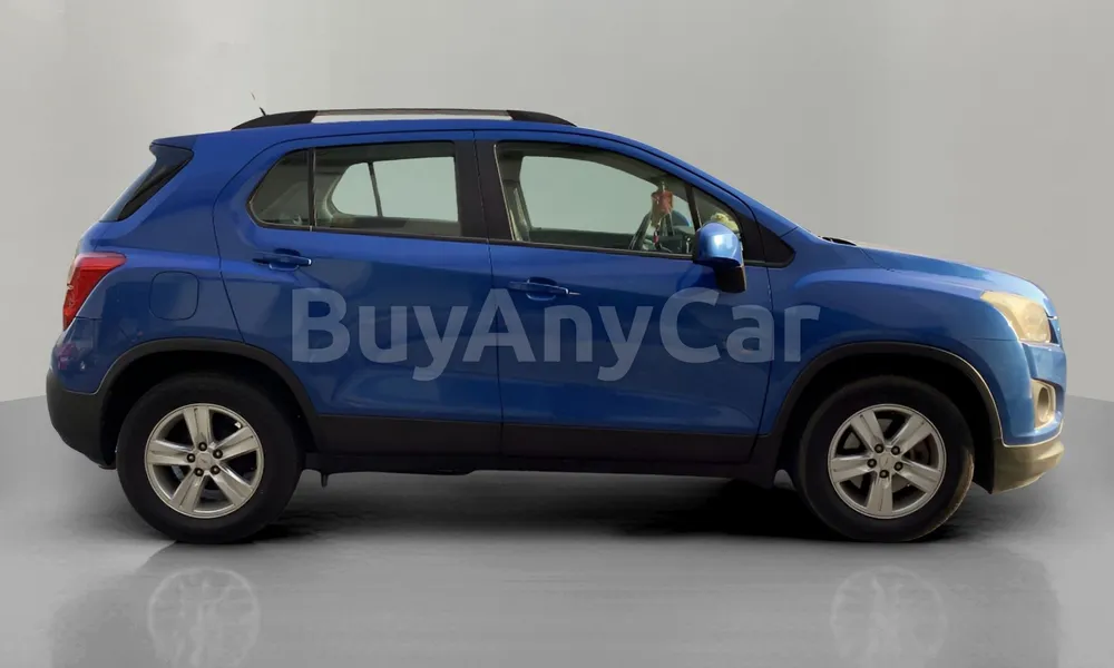 Vehicle photo 3