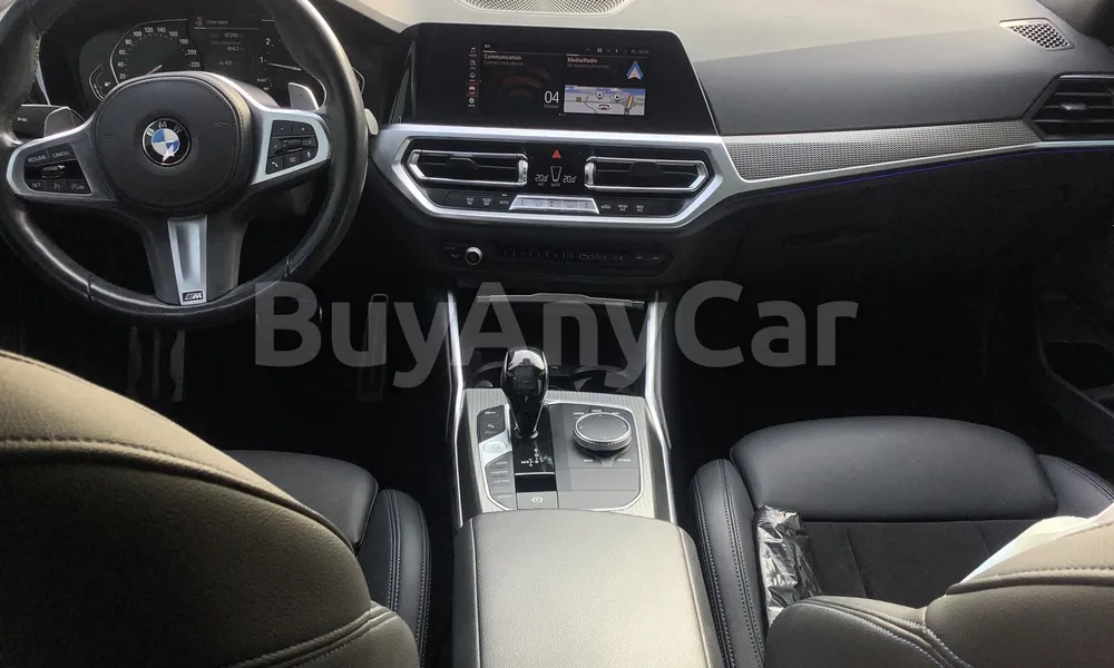 Vehicle photo 8