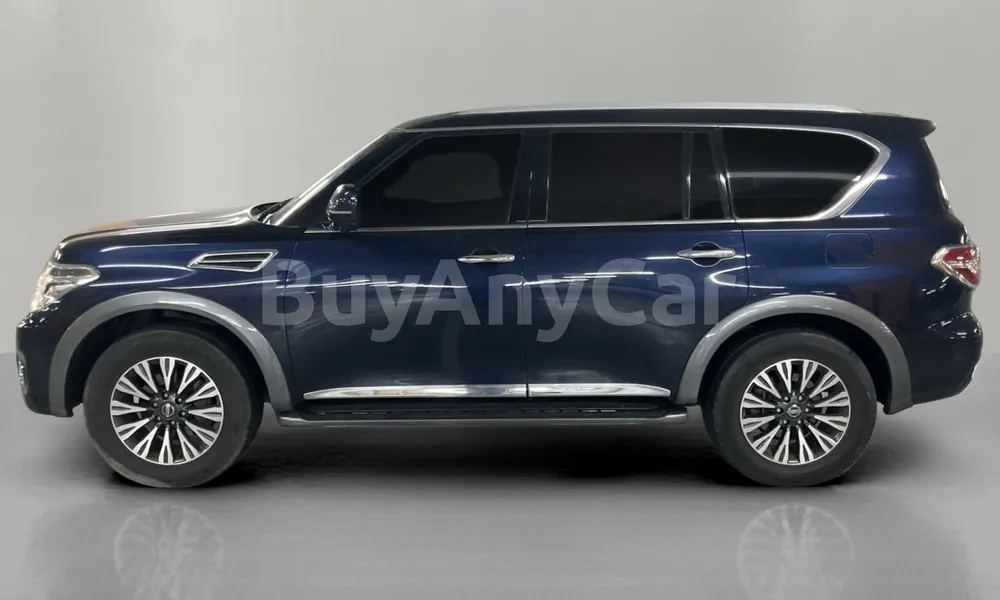 Vehicle photo 4
