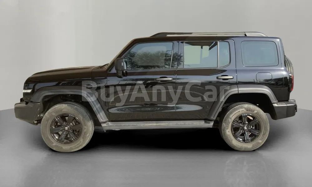 Vehicle photo 4