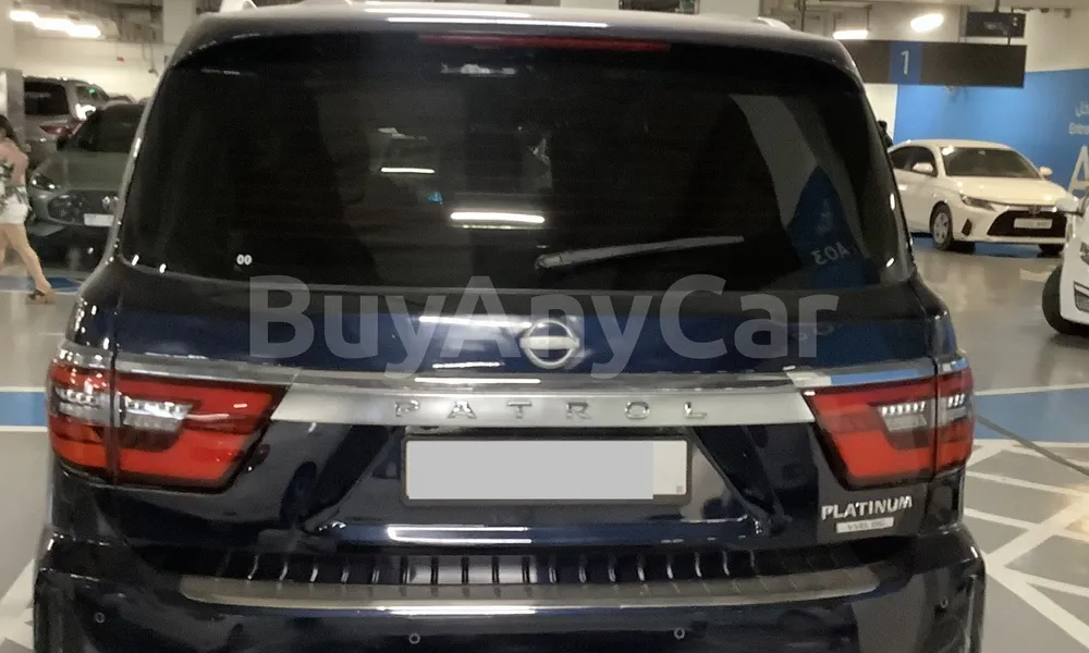 Vehicle photo 2
