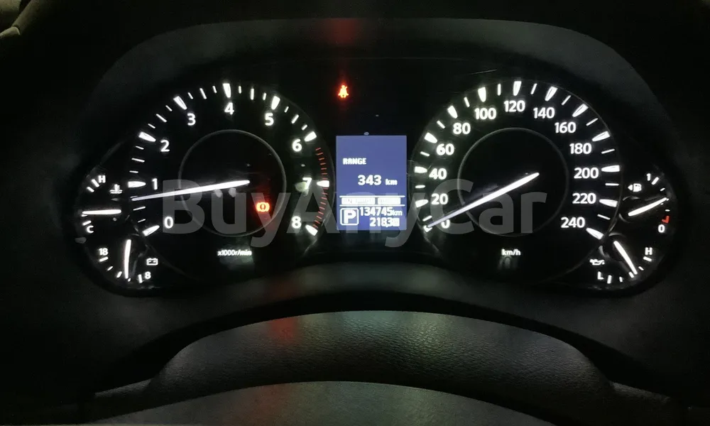 Vehicle photo 6