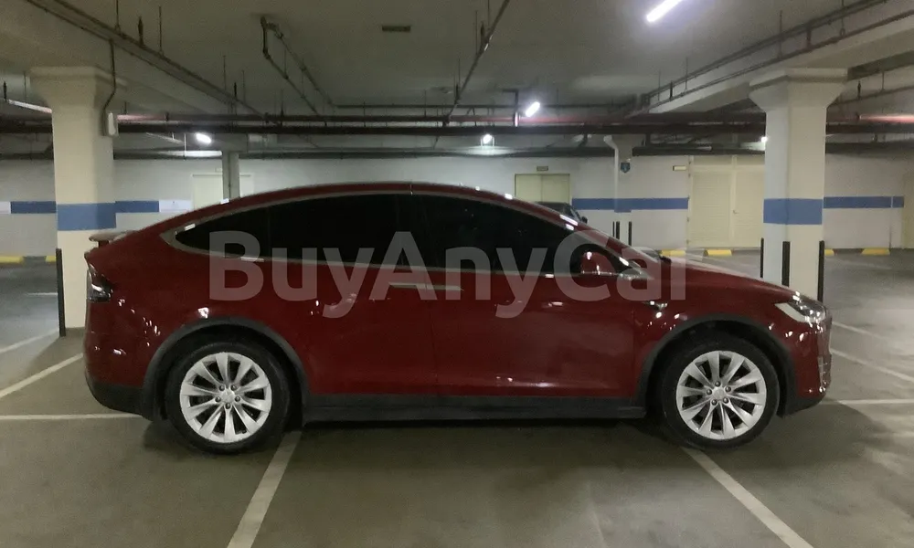 Vehicle photo 3