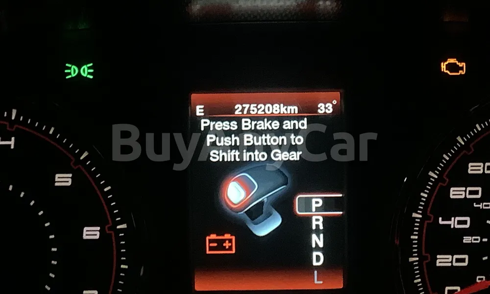 Vehicle photo 5