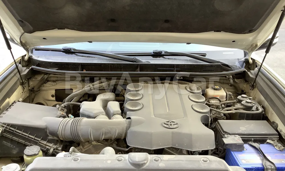Vehicle photo 6