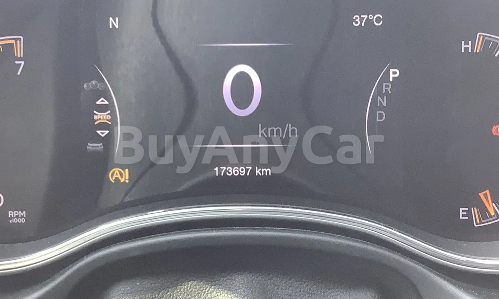 Vehicle photo 7