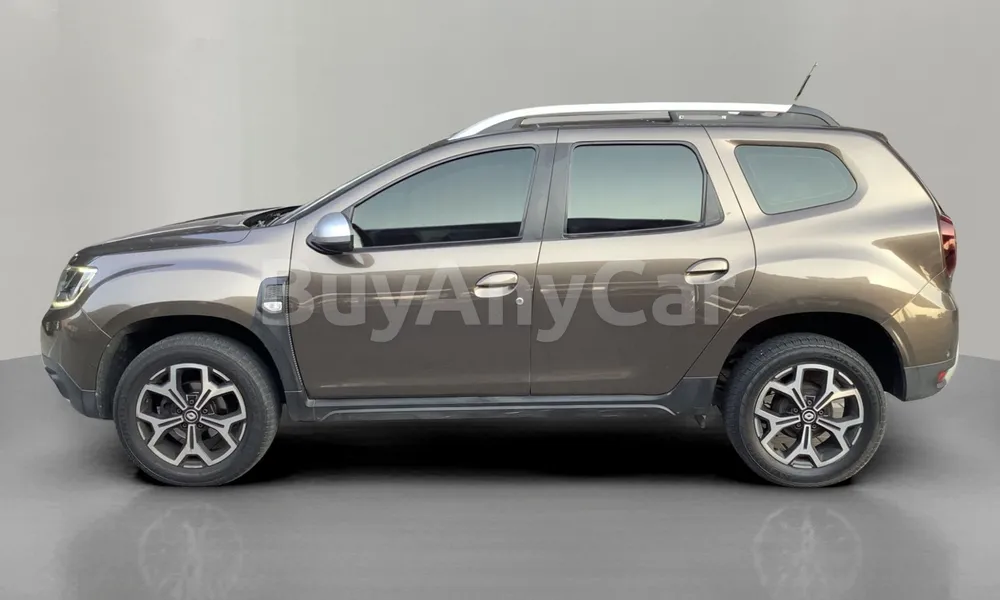 Vehicle photo 4
