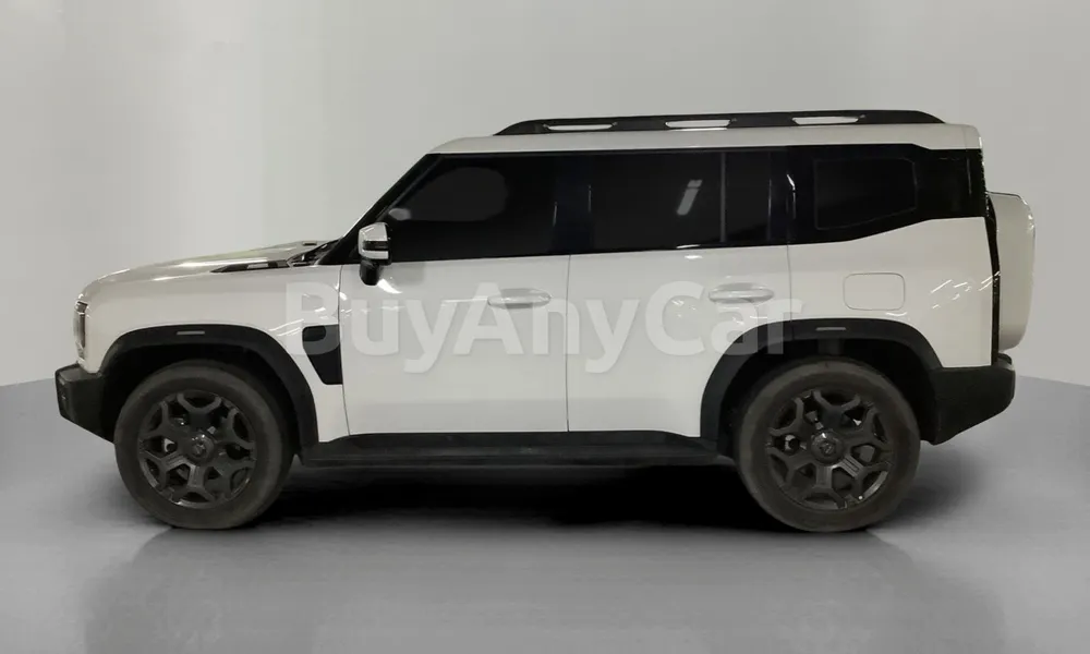Vehicle photo 4